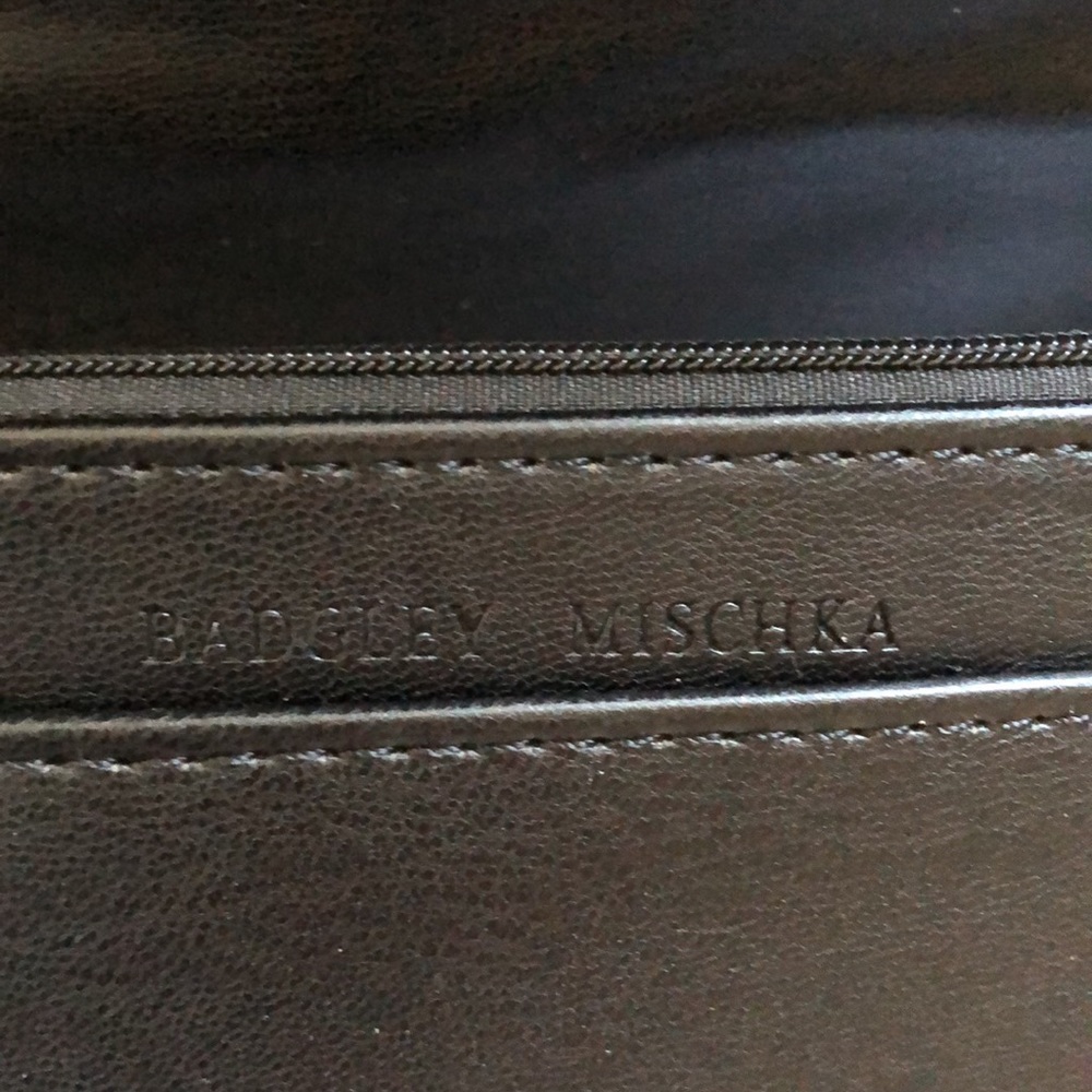 Badgley Mischka crossbody - Picture 8 of 9